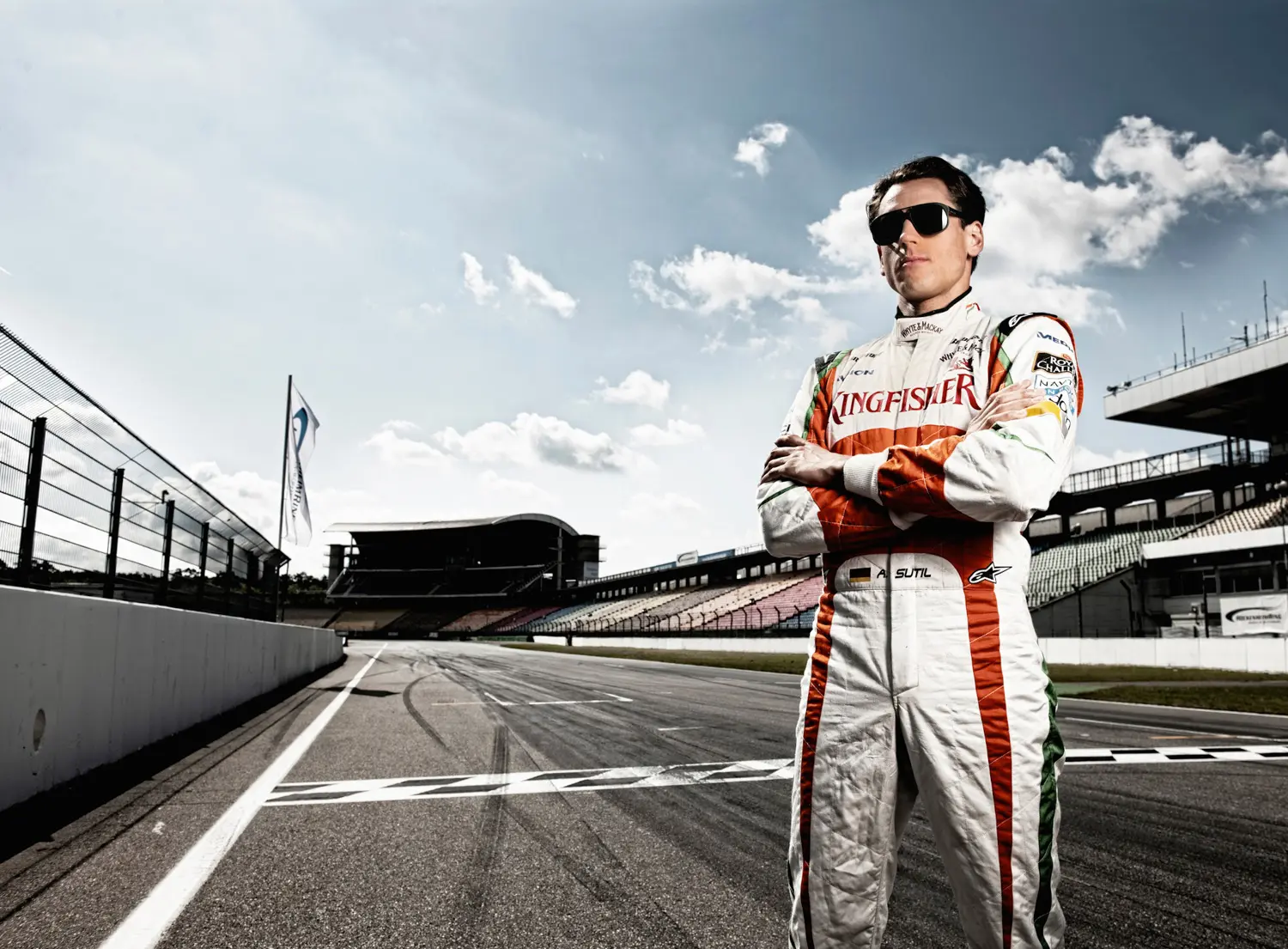 Adrian Sutil für Medion Fotografie von Michael Jaeger Fotograf Düsseldorf